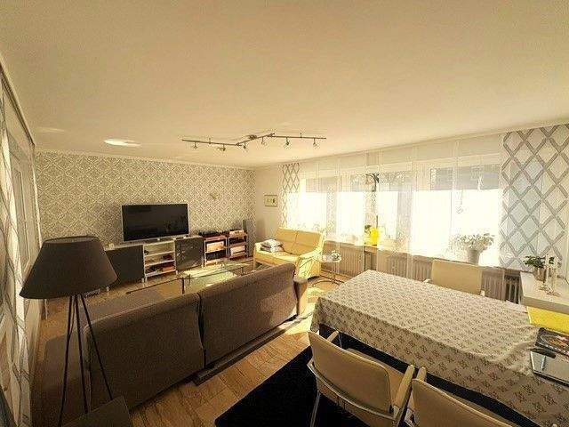 Immobilie in Werne - Eigentumswohnung im attraktiven Bungalowstil mit Atrium, Einbauküche, Garten und Tiefgaragenstellplatz in ruhiger Lage von Werne!!! - Bild 2