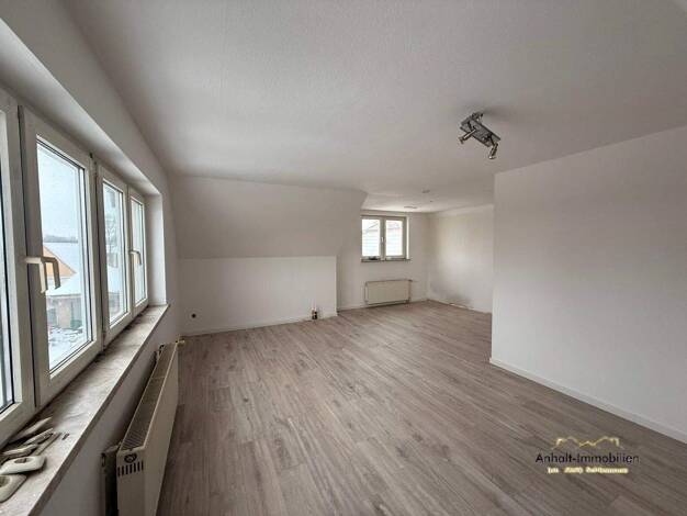 Wohnung zur Miete 315 € 2 Zimmer 56 m² 3. Geschoss frei ab sofort Walther-Rathenau-Straße 7 Radegast Südliches Anhalt 06369
