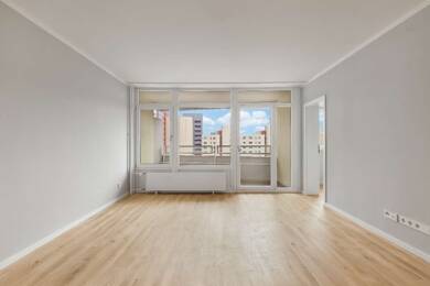 Wohnung zur Miete 825 € 1 Zimmer 40 m² 7. Geschoss frei ab sofort Marienfelde Berlin 12279