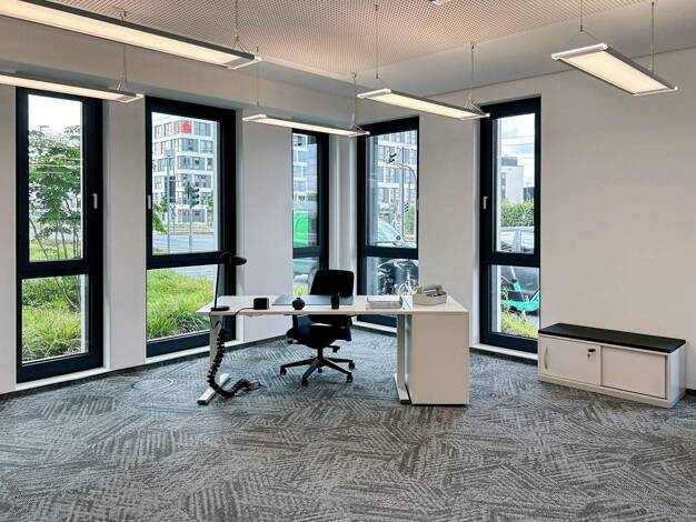 Bürofläche zur Miete provisionsfrei 299 € 8 m² Bürofläche Butzweilerhofallee 3 Ossendorf Köln 50829