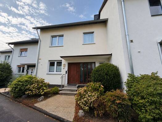 Reihenmittelhaus zum Kauf 398.000 € 6 Zimmer 137 m² 199 m² Grundstück Karthause Koblenz 56075