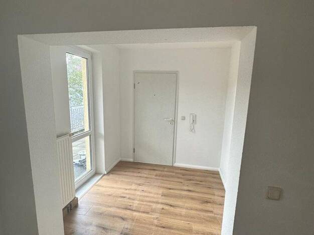 Wohnung zur Miete 450 € 3 Zimmer 75 m² 1. Geschoss frei ab 01.11.2026 Poststraße 6 Berga Berga/Elster 07980