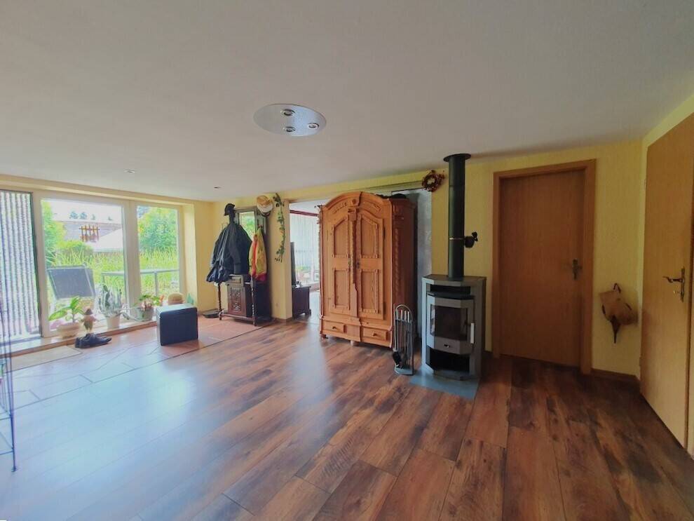 Property thumbnail 7