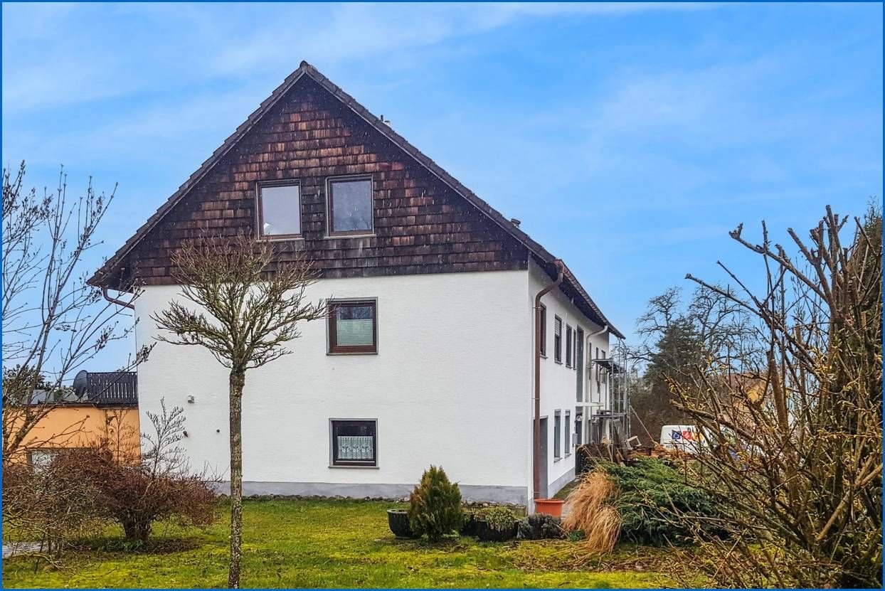 Mehrfamilienhaus zum Kauf 495.000 € 5 Zimmer 186 m²<br/>Wohnfläche 2.674 m²<br/>Grundstück ab sofort<br/>Verfügbarkeit Worndorf Neuhausen ob Eck / Worndorf 78579