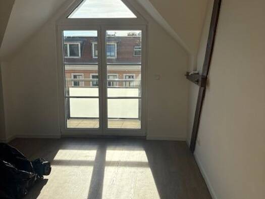 Wohnung zur Miete 850 € 2 Zimmer 60,2 m² Geschoss 3/4 frei ab 01.11.2026 Thierbacher Straße 3 Connewitz Leipzig 04277