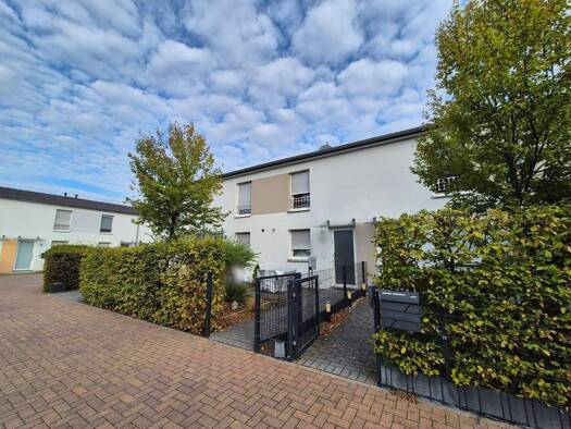 Reihenmittelhaus zum Kauf 399.000 € 3 Zimmer 85 m² 116 m² Grundstück frei ab 01.02.2026 Hanau 63452