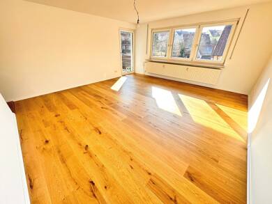 Wohnung zum Kauf provisionsfrei 369.000 € 4 Zimmer 100,8 m² 1. Geschoss frei ab sofort Bergstraße 35 Burgthann Burgthann 90559
