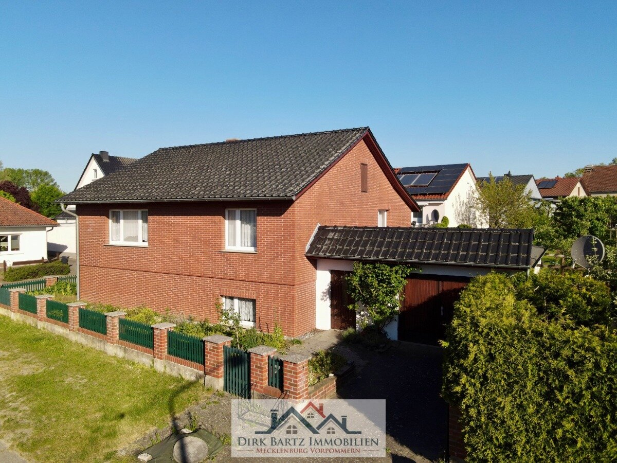 Einfamilienhaus zum Kauf 199.000 € 5 Zimmer 115 m²<br/>Wohnfläche 445 m²<br/>Grundstück Loitz Loitz 17121