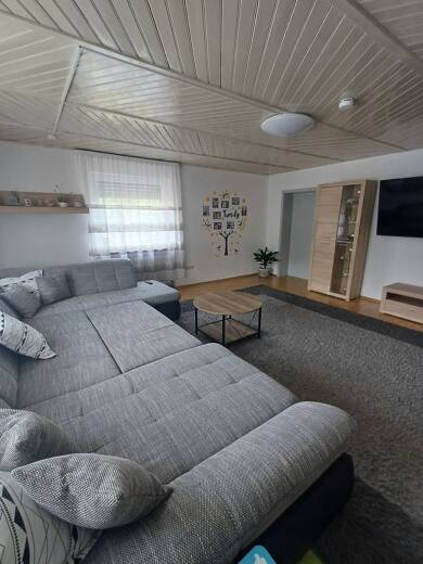 Wohnung zur Miete 740 € 4 Zimmer 110 m² 3 Geschosse frei ab 01.09.2025 Kappel Niedereschach 78078