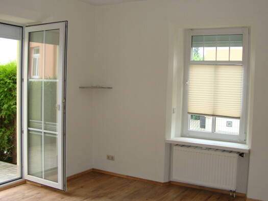 Wohnung zur Miete 380 € 2 Zimmer 65 m² EG Weißenberger Straße 37 Löbau 02708