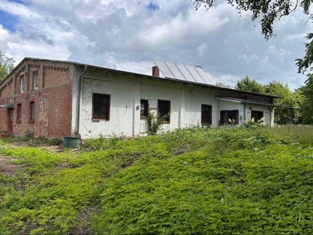 Bauernhaus zum Kauf 125.000 € 10 Zimmer 175 m² 6.412 m² Grundstück frei ab sofort Siemersdorf Tribsees 18465