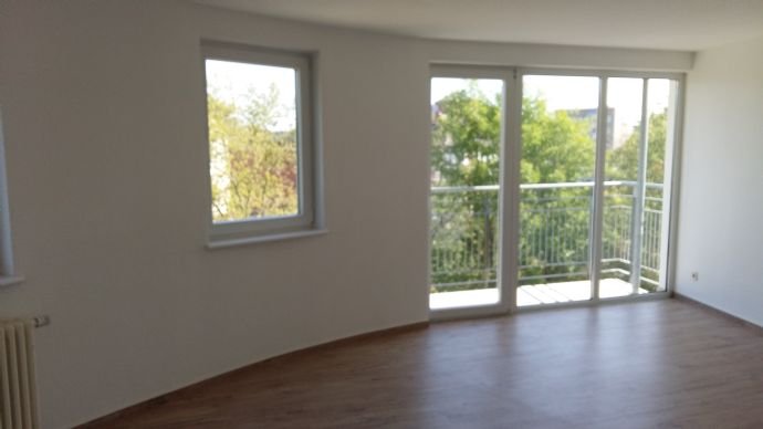 Wohnung zur Miete 315 € 2 Zimmer 52,4 m²<br/>Wohnfläche 2.<br/>Geschoss ab sofort<br/>Verfügbarkeit Gutenbergstr. Innerstädtischer Bereich Süd 31 Dessau-Roßlau 06842