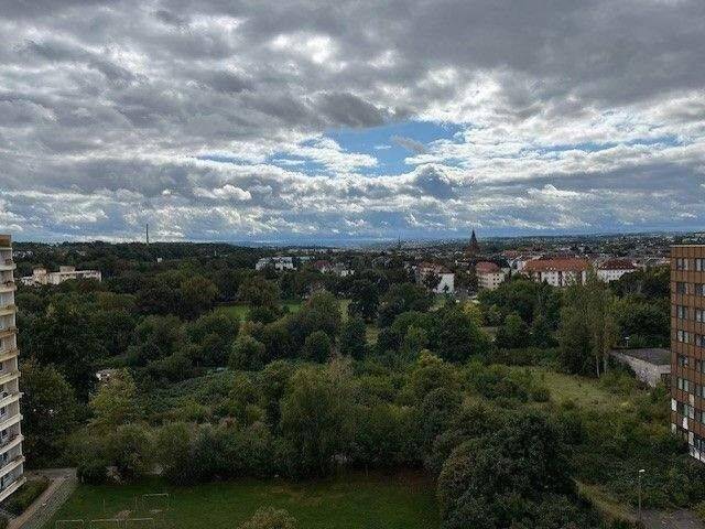 Wohnung zur Miete – další