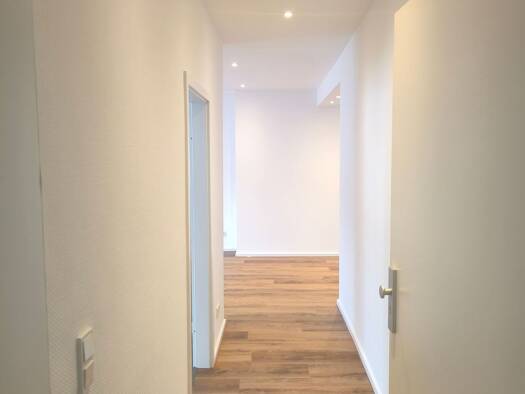 Wohnung zur Miete 695 € 2 Zimmer 60 m² Geschoss 3/5 frei ab sofort Alt-Saarbrücken Saarbrücken 66117