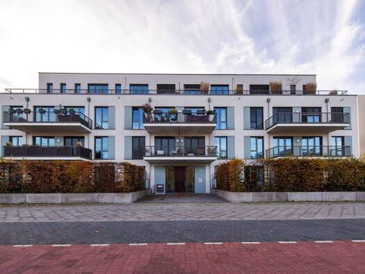 Wohnung zum Kauf 898.550 € 4 Zimmer 107 m² 2. Geschoss Lichterfelde Berlin 14195