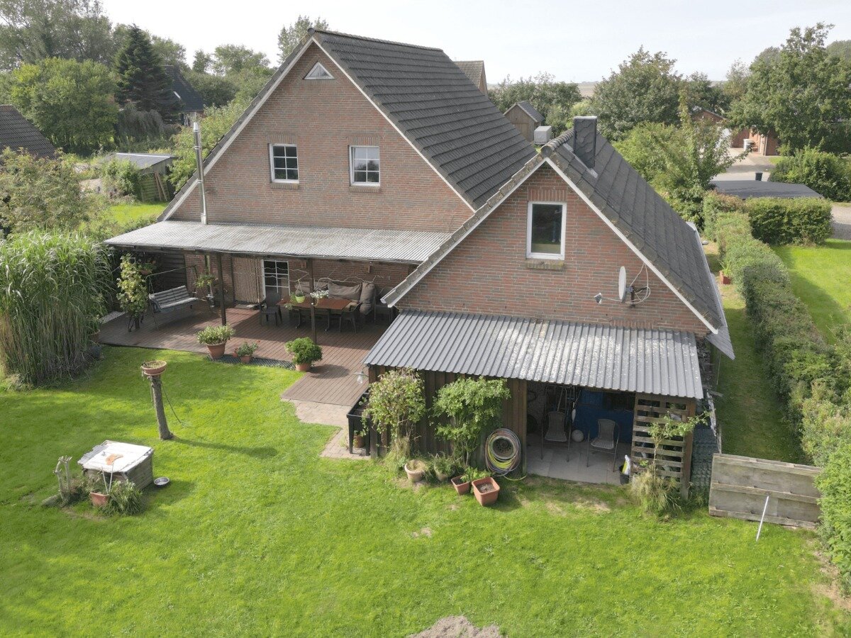 Einfamilienhaus zum Kauf 399.000 € 5,5 Zimmer 174 m²<br/>Wohnfläche 1.844 m²<br/>Grundstück Rodenäs 25924