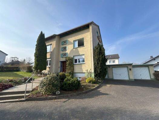 Mehrfamilienhaus zum Kauf 275.000 € 6 Zimmer 161,7 m² 742 m² Grundstück Belecke Warstein 59581