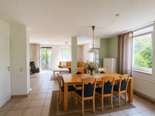 Doppelhaushälfte zum Kauf 389.000 € 6,5 Zimmer 161 m² 323 m² Grundstück Hütten Mainhardt 74535