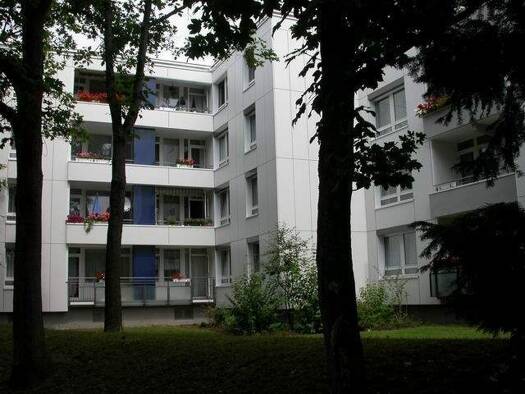 Wohnung zur Miete 589 € 2,5 Zimmer 52,9 m² 3. Geschoss frei ab 01.04.2026 Otto-Braun-Straße 18 Garath Düsseldorf 40595