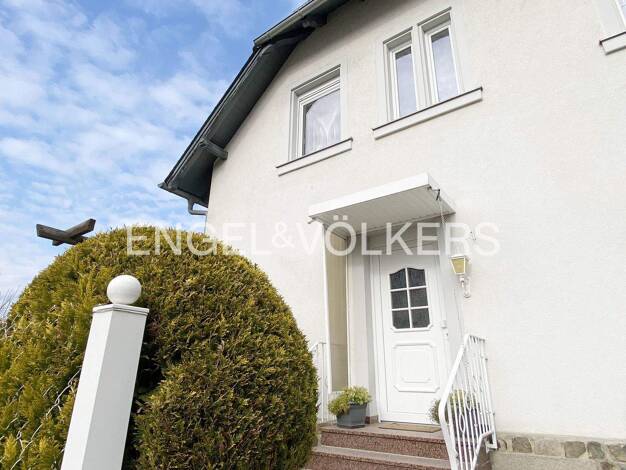 Doppelhaushälfte zum Kauf 80.000 € 3 Zimmer 80 m² 191 m² Grundstück Kriebethal 09648