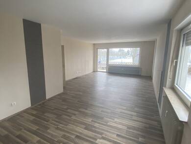 Wohnung zur Miete 800 € 3 Zimmer 108 m² frei ab 15.08.2025 Flieden Flieden 36103