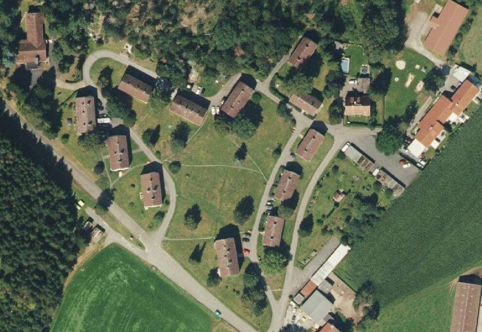 Attraktives Immobilienpaket mit viel Potenzial: 12 MFH in Brunnenthal (Nähe Hof) - 52 WE - Grst. 19.168 m²