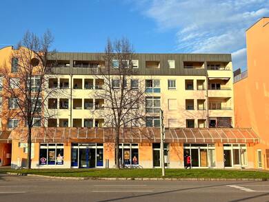 Wohnung zur Miete 520 € 3 Zimmer 87 m² 2. Geschoss frei ab sofort Pölbitzer Str. 25b Pölbitz Zwickau 08058