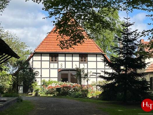 Haus zum Kauf 300.000 € 11 Zimmer 383,1 m² 17.331 m² Grundstück Katenkamp Bassum / Katenkamp 27211