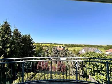 Penthouse zum Kauf 145.000 € 3 Zimmer 59,1 m² Dachgeschoss, 3. Geschoss frei ab sofort Dohma Dohma 01796