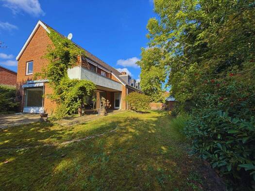 Einfamilienhaus zum Kauf 549.000 € 7 Zimmer 294 m² 838 m² Grundstück Uelzen 29525