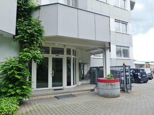 Bürofläche zur Miete 600 € 4 Zimmer 80 m² Bürofläche Michelstadt 64720