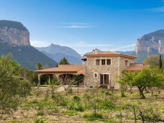 Landhaus zum Kauf 2.600.000 € 4 Zimmer 480 m² 15.000 m² Grundstück Alaró 07340