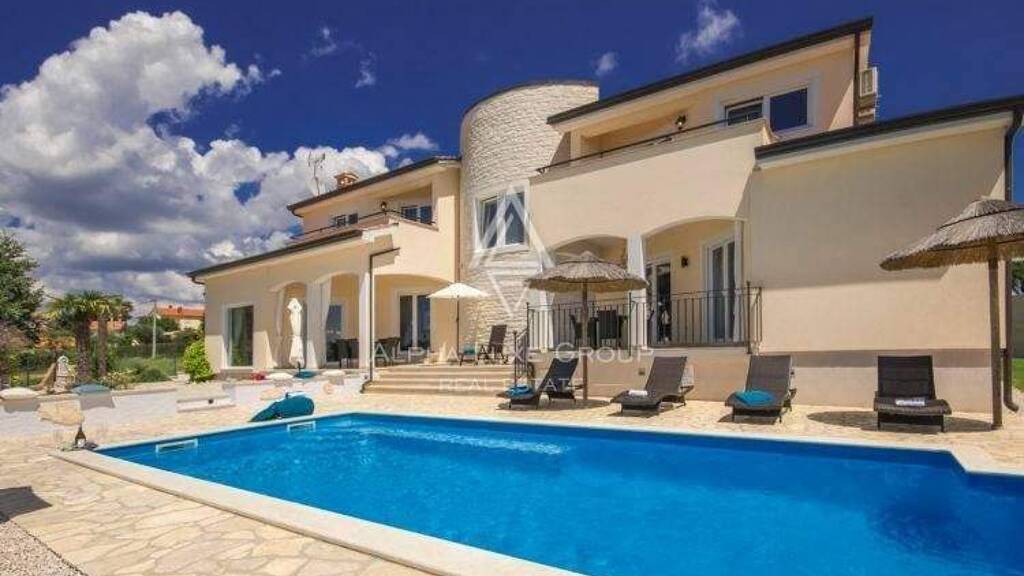 Haus zum Kauf 975.000 € 6 Zimmer 280 m² Porec Luka