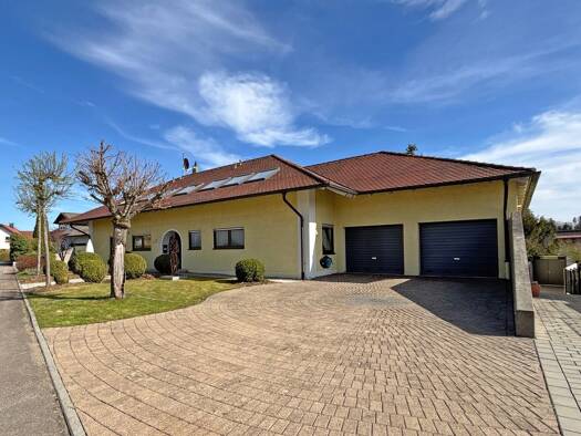 Mehrfamilienhaus zum Kauf 1.590.000 € 17 Zimmer 643 m² 1.227 m² Grundstück Fachsenfeld Aalen 73434