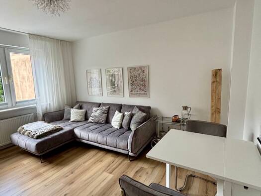 Wohnung zur Miete 960 € 2 Zimmer 45 m² Geschoss 3/5 frei ab 01.09.2026 List Vahrenwald - List 30161