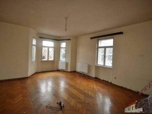 Villa zum Kauf 535.000 € 8 Zimmer 210 m² 443 m² Grundstück Spratzern St. Pölten 3100