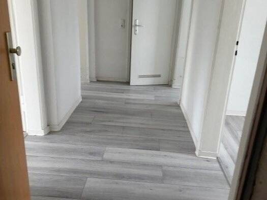 Wohnung zur Miete 400 € 3 Zimmer 63,4 m² 1. Geschoss Golpaer Straße 33 Zschornewitz Gräfenhainichen 06772