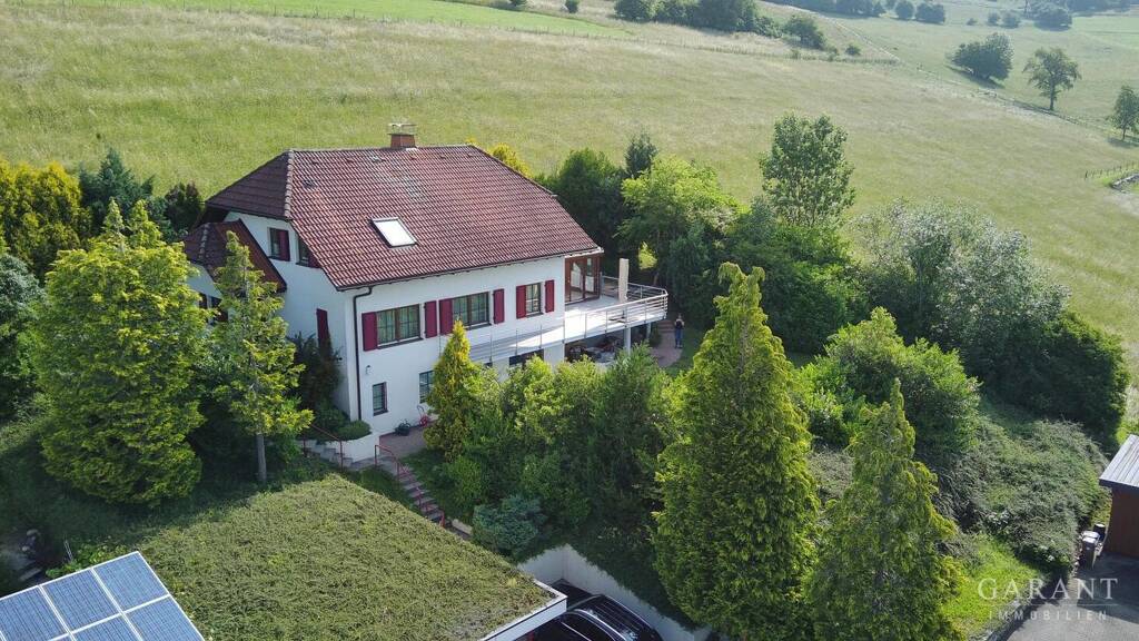 Einfamilienhaus zum Kauf 560.000 € 7,5 Zimmer 185 m² 1.137 m² Grundstück Untermettingen Ühlingen-Birkendorf 79777