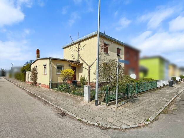 Doppelhaushälfte zum Kauf 113.200 € 5 Zimmer 120 m² 450 m² Grundstück Köthen Köthen (Anhalt) 06366