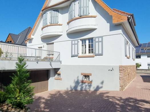 Villa zum Kauf 610.000 € 7 Zimmer 172 m² 842 m² Grundstück St. Ingbert 66386