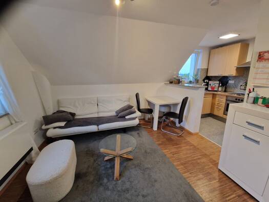 Wohnung zur Miete 720 € 2,5 Zimmer 38 m² Geschoss 2/2 frei ab sofort Altshausen Altshausen 88361