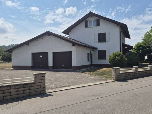 Mehrfamilienhaus zum Kauf 550.000 € 8 Zimmer 170 m² 1.304 m² Grundstück Rheinheim Küssaberg 79790