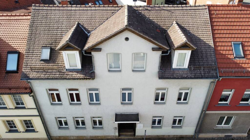 Mehrfamilienhaus zum Kauf provisionsfrei 300.000 € 9 Zimmer 256 m² 269 m² Grundstück Apolda 99510
