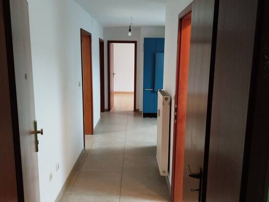 Wohnung zur Miete 700 € 3 Zimmer 70 m² Geschoss 3/4 frei ab sofort Burgfarrnbach Fürth 90768