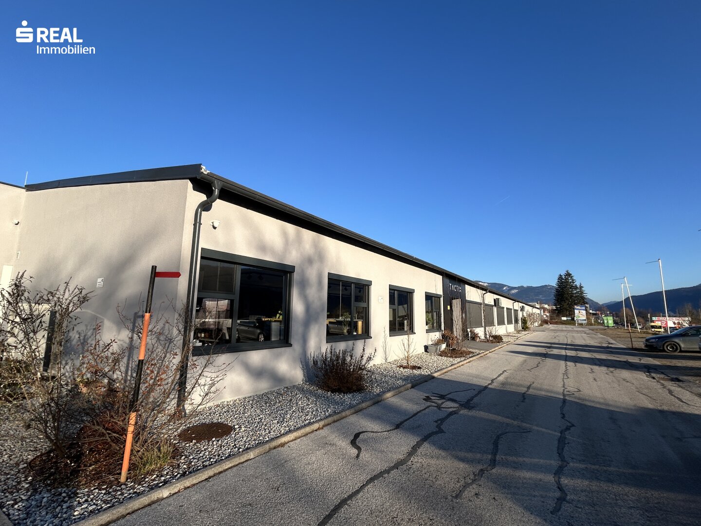 Produktionshalle zum Kauf 2.371.000 € 5.920 m²<br/>Lagerfläche Liezen 8940