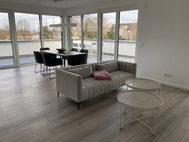 Wohnung zur Miete Wohnen auf Zeit 1.800 € 3 Zimmer 108 m² frei ab sofort Nonnenweier Schwanau 77963