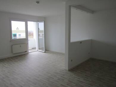 Wohnung zur Miete 450 € 3 Zimmer 69,3 m² 4. Geschoss Grüner Weg 18 Crimmitschau Crimmitschau 08451