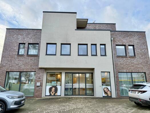 Wohnung zur Miete 1.150 € 3 Zimmer 92 m² Geschoss 1/2 frei ab 02.01.2026 Ostseestraße 3 Eversten Oldenburg 26131