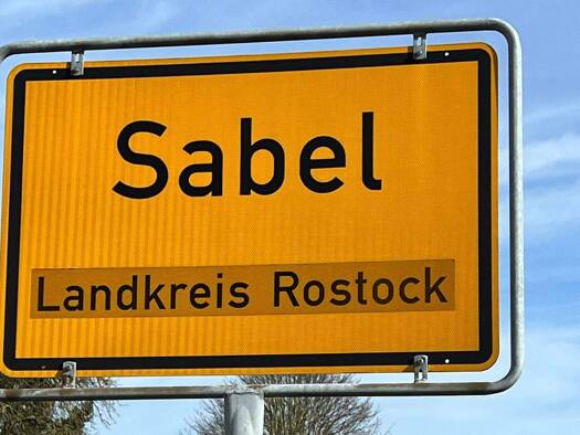 Grundstück zum Kauf provisionsfrei 80.000 € 1.096 m² Grundstück Baugenehmigung vorhanden Sabeler Straße 7a Sabel Dolgen am See 18299