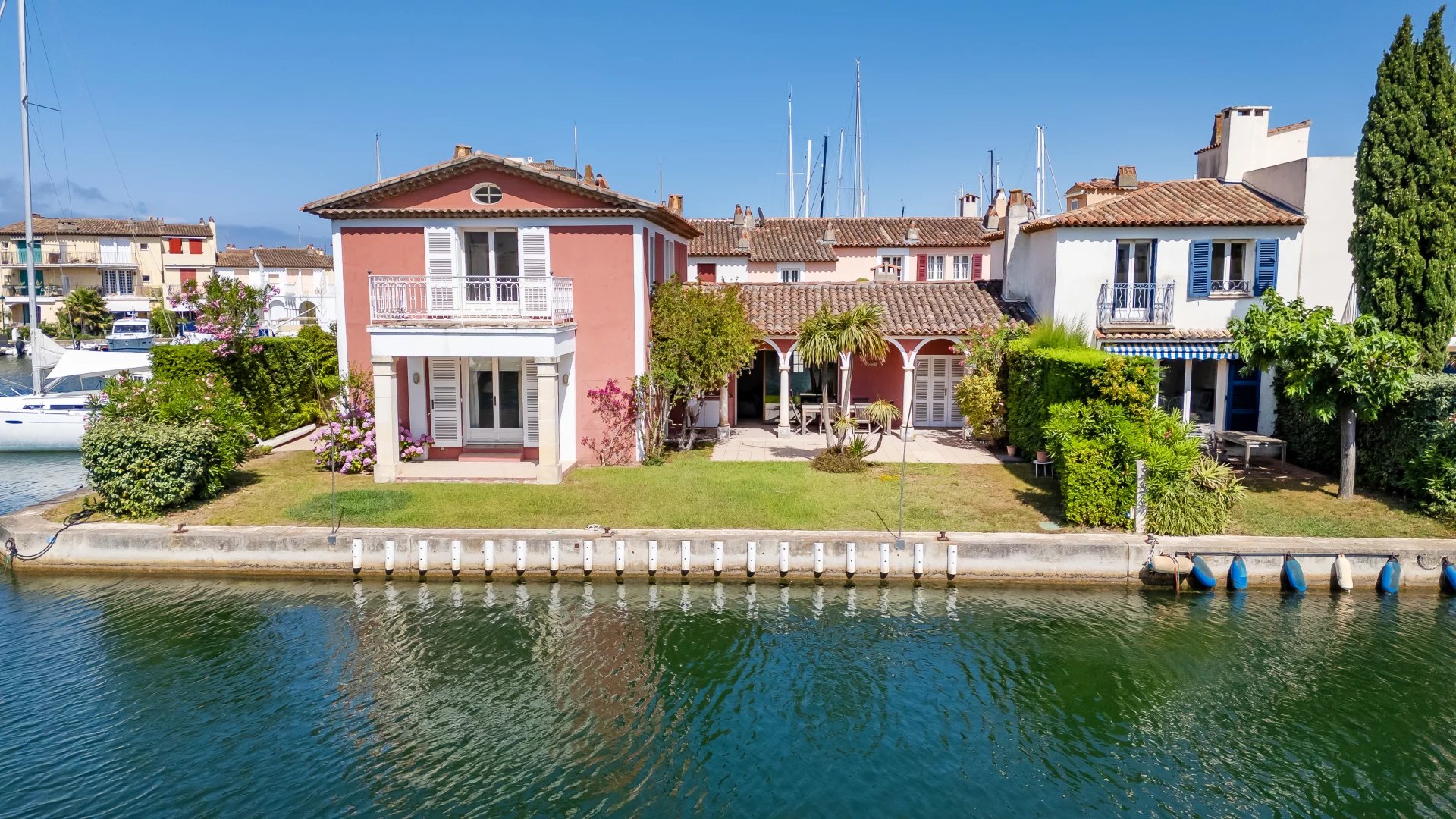 Einfamilienhaus zum Kauf 5.700.000 € 6 Zimmer 241 m²<br/>Wohnfläche 400 m²<br/>Grundstück Port PORT GRIMAUD 83580